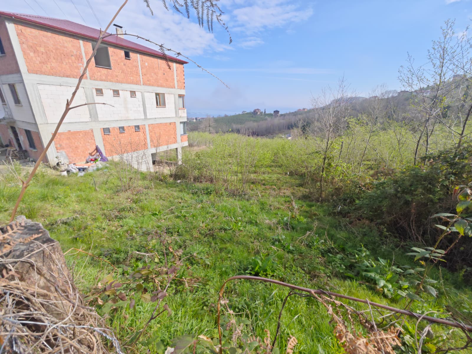 MABEL'DEN ARSİNDE SATILIK 600 M2 DENİZ MANZARALI YATIRIMLIK ARSA